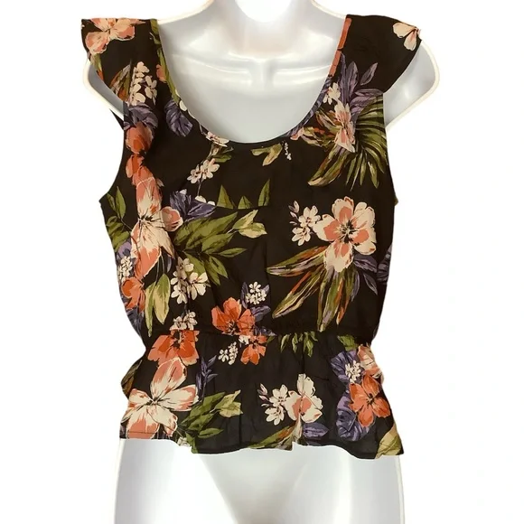 Patrons of peace sleeveless top - Picture 2 of 10